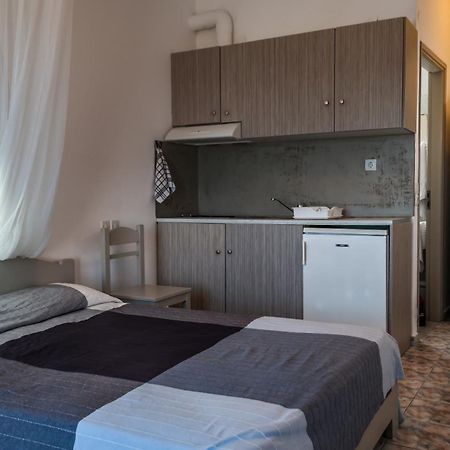 Agnanti View Hotel Pachaina Extérieur photo