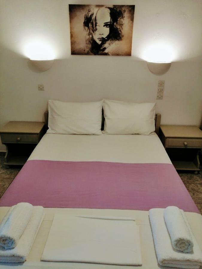 Agnanti View Hotel Pachaina Extérieur photo